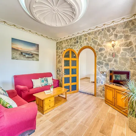 Charming For 6 Guests Alcúdia