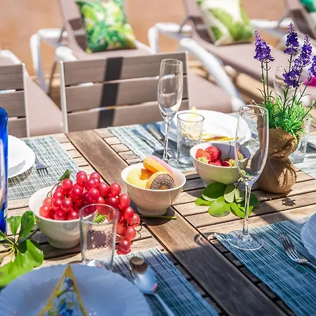 Charming For 6 Guests Alcúdia